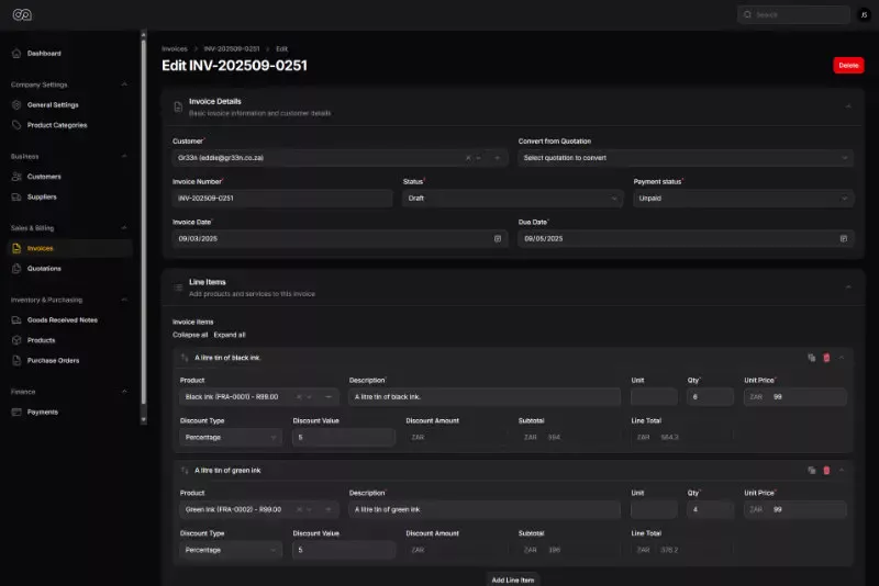 Screenshot of the software using Dark Mode